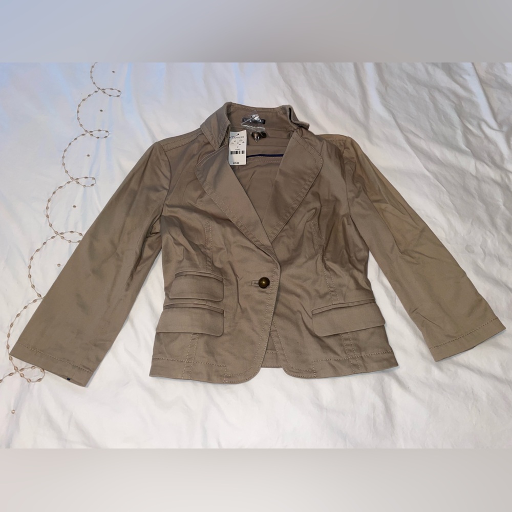 NWT Express Blazer Jacket Womens 2 Single Button Pockets Khaki Tan